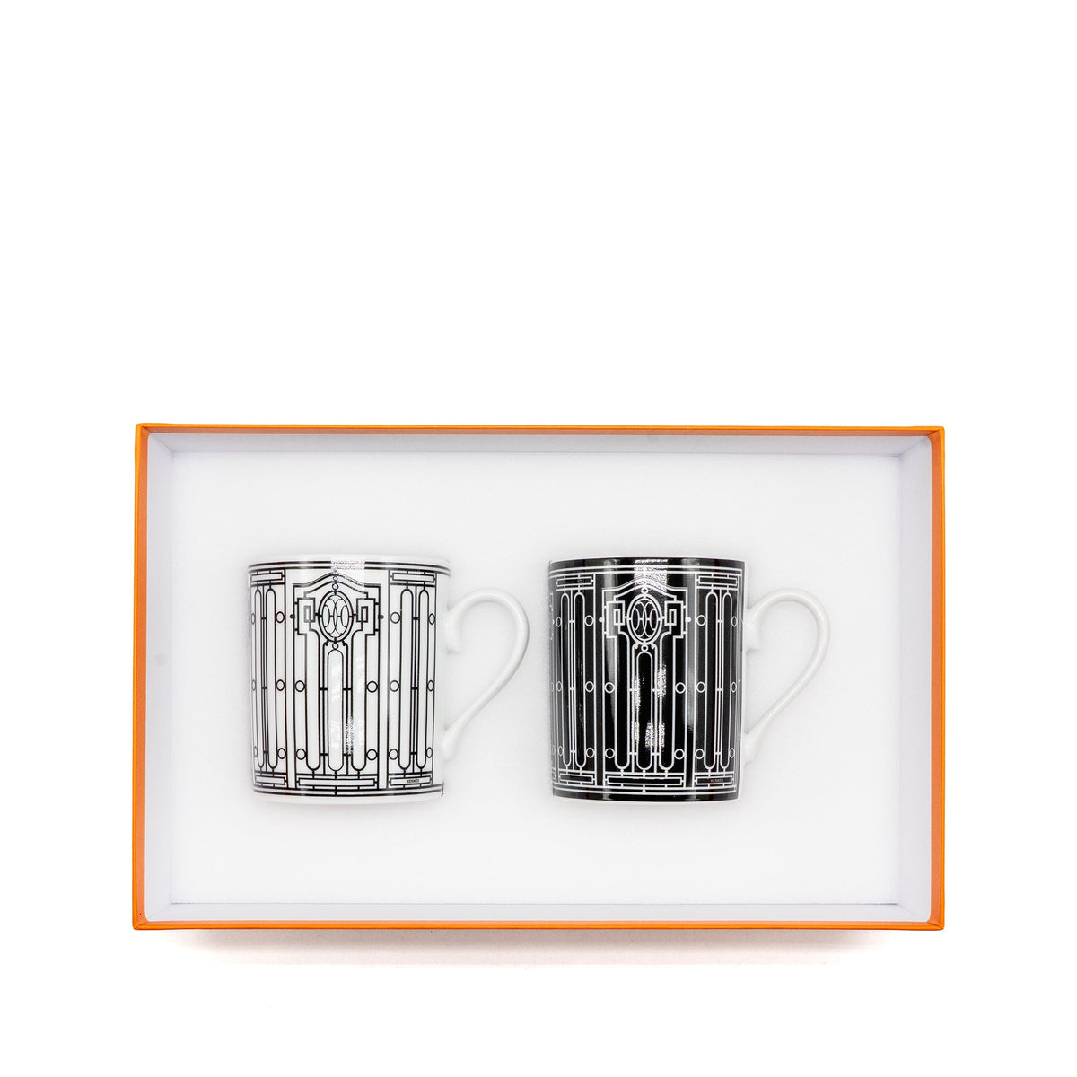 hermes-h-deco-set-of-2-mugs-black-white-1