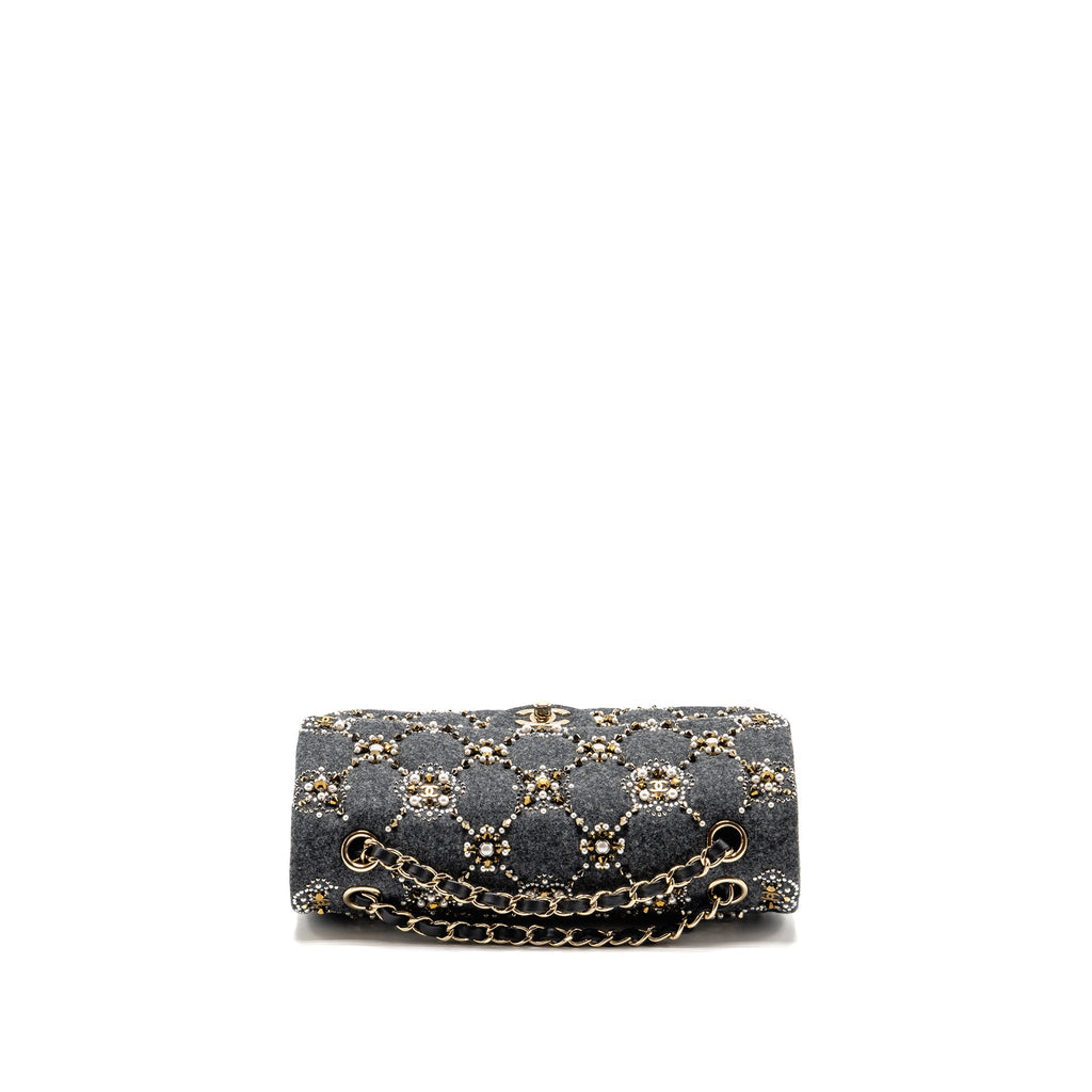 chanel-21a-pearl-strass-crystal-medium-classic-double-flap-bag-fabric-grey-lghw