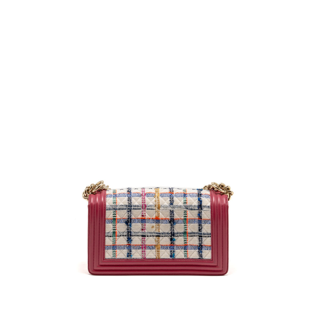 chanel-medium-boy-bag-fabric-leather-pink-lghw-copy