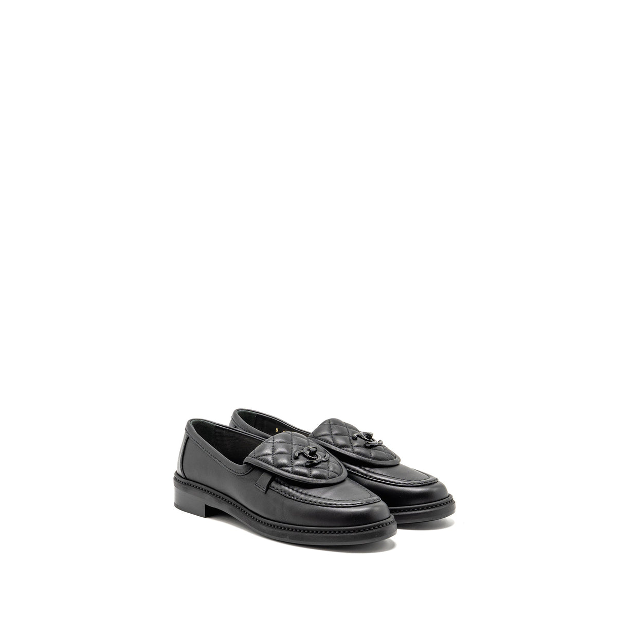 chanel-size-38-cc-turnlock-loafer-quilted-lambskin-so-black