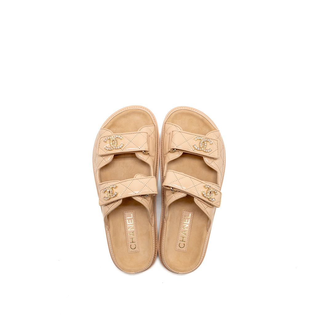 chanel-shoe-beige