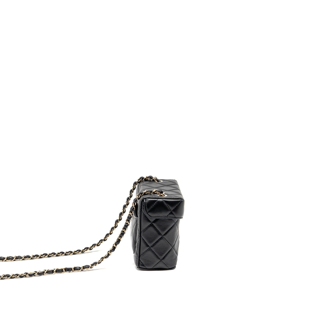 chanel-flap-vanity-with-chain-lambskin-black-lgwh-microchip-copy