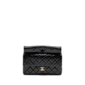chanel-23a-classic-flap-clutch-shiny-calfskin-black-ghwmicrochip