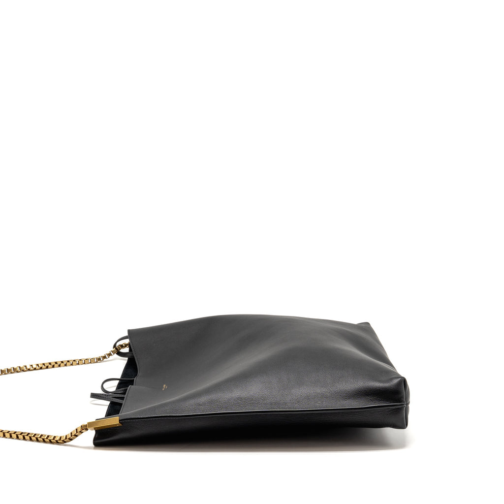 saint-laurent-ysl-suzanne-hobo-bag-calfskin-black-ghw