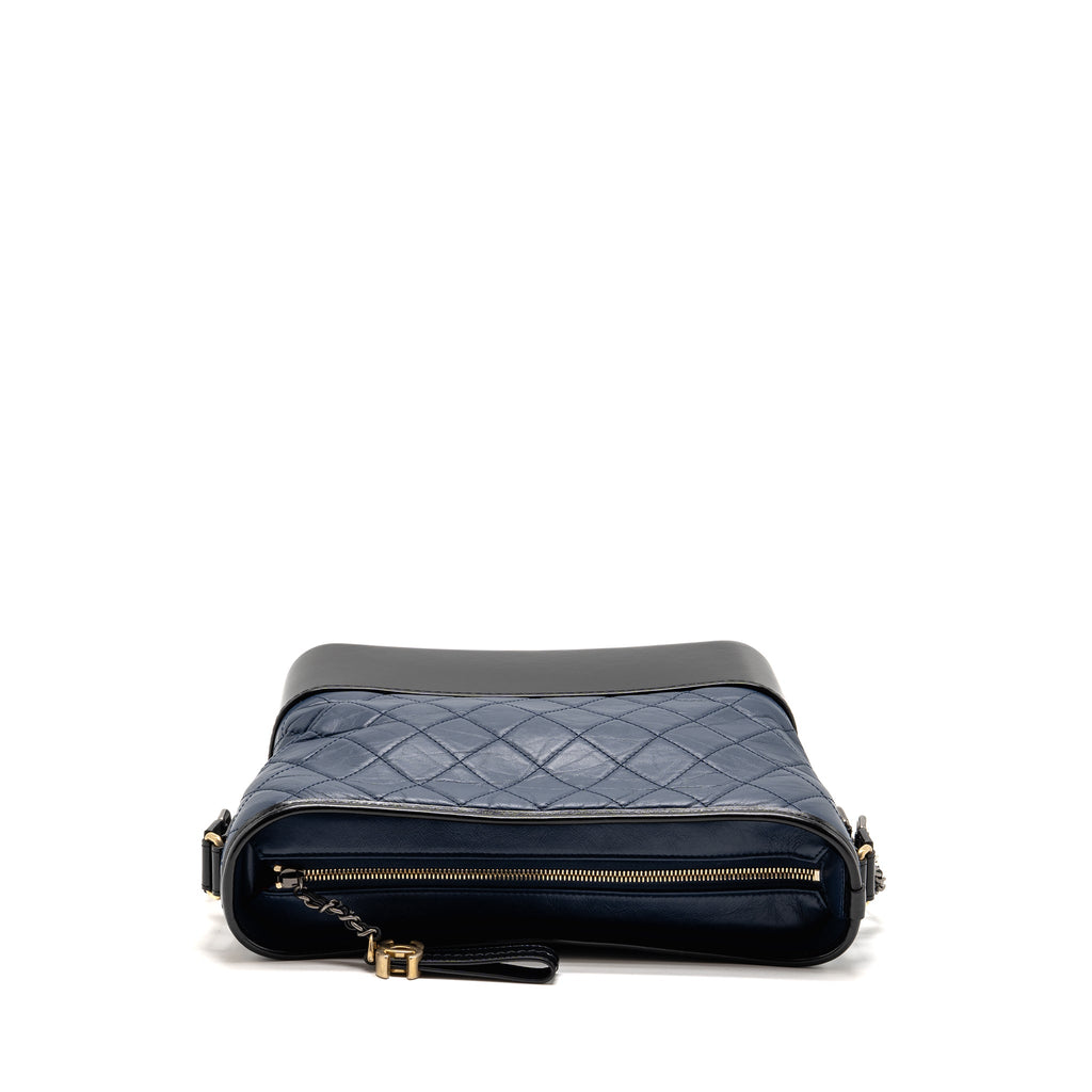 chanel-large-gabrielle-hobo-bag-calfskin-blue-black-multicolor-hardware