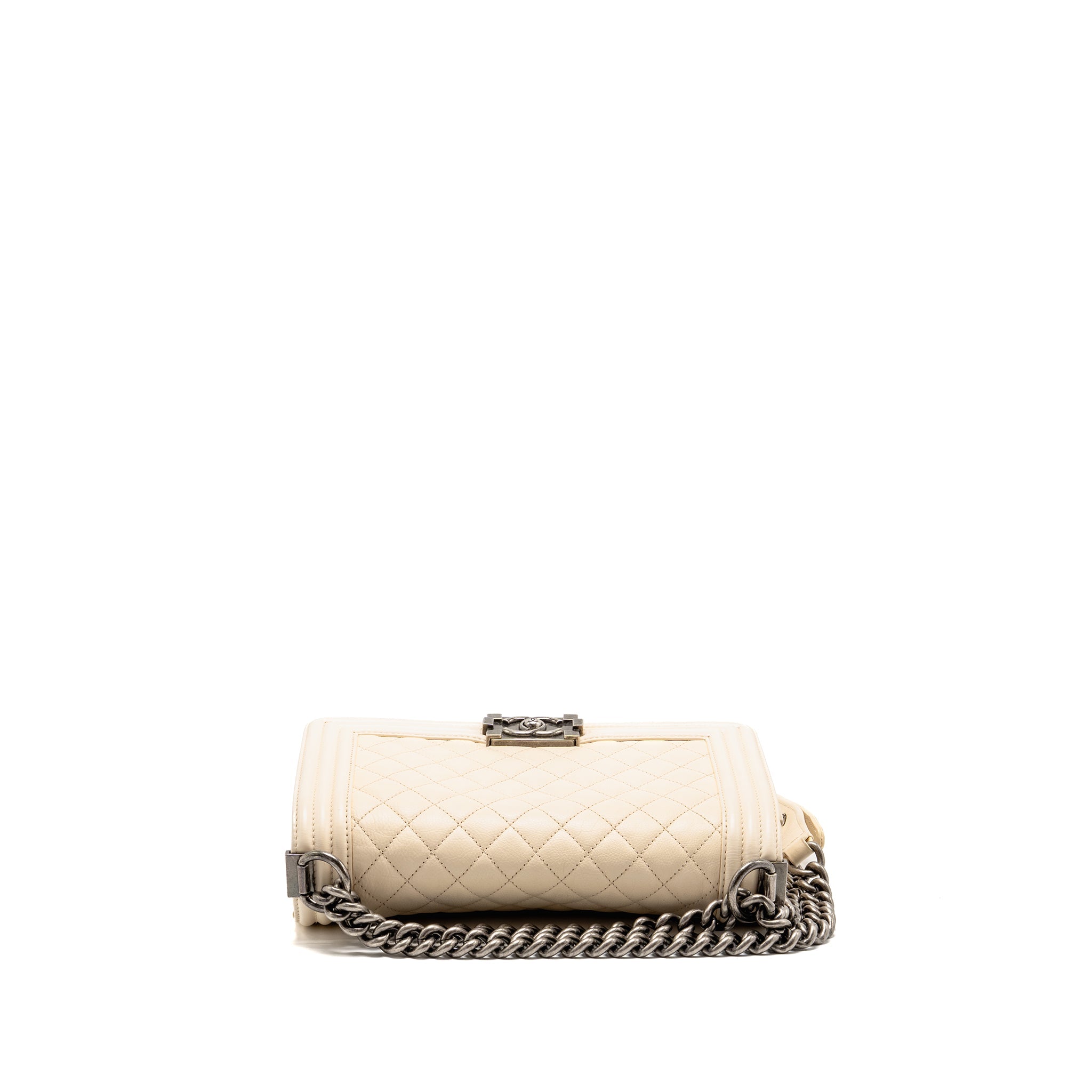 chanel-medium-boy-bag-calfskin-ivory-ruthenium-silver-hardware