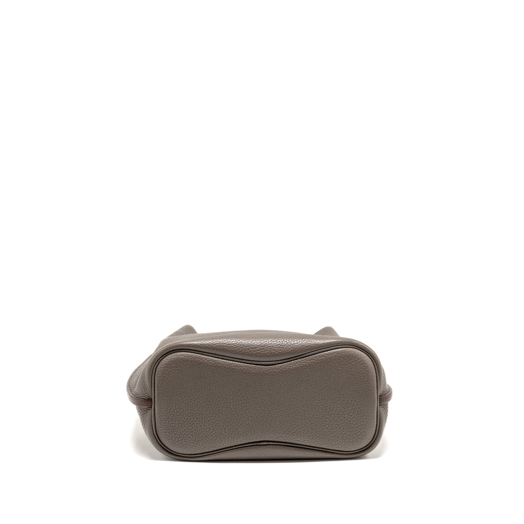 hermes-so-kelly-22-clemence-gris-etain-shw-stamp-square-o