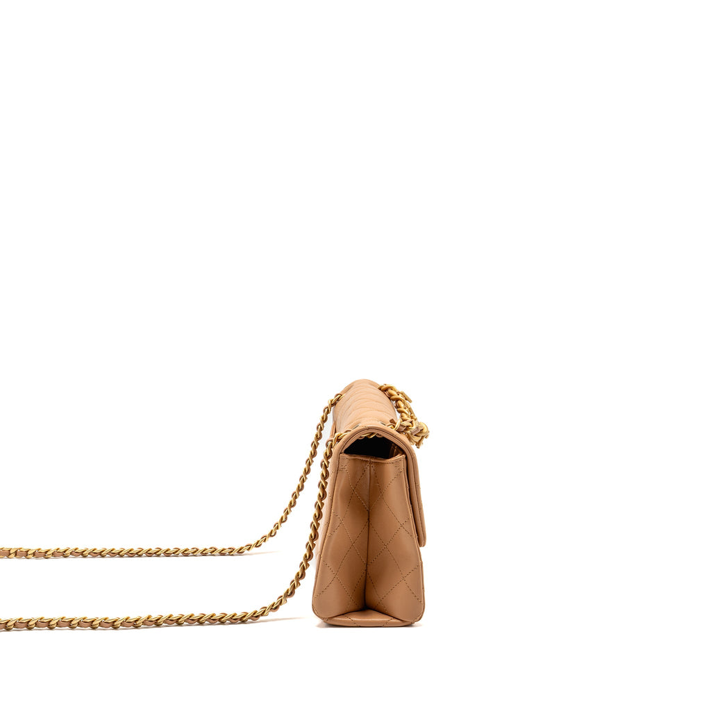 chanel-detailed-chain-cc-flap-bag-lambskin-dark-beige-ghw-microchip