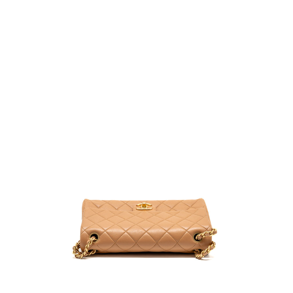 chanel-detailed-chain-cc-flap-bag-lambskin-dark-beige-ghw-microchip
