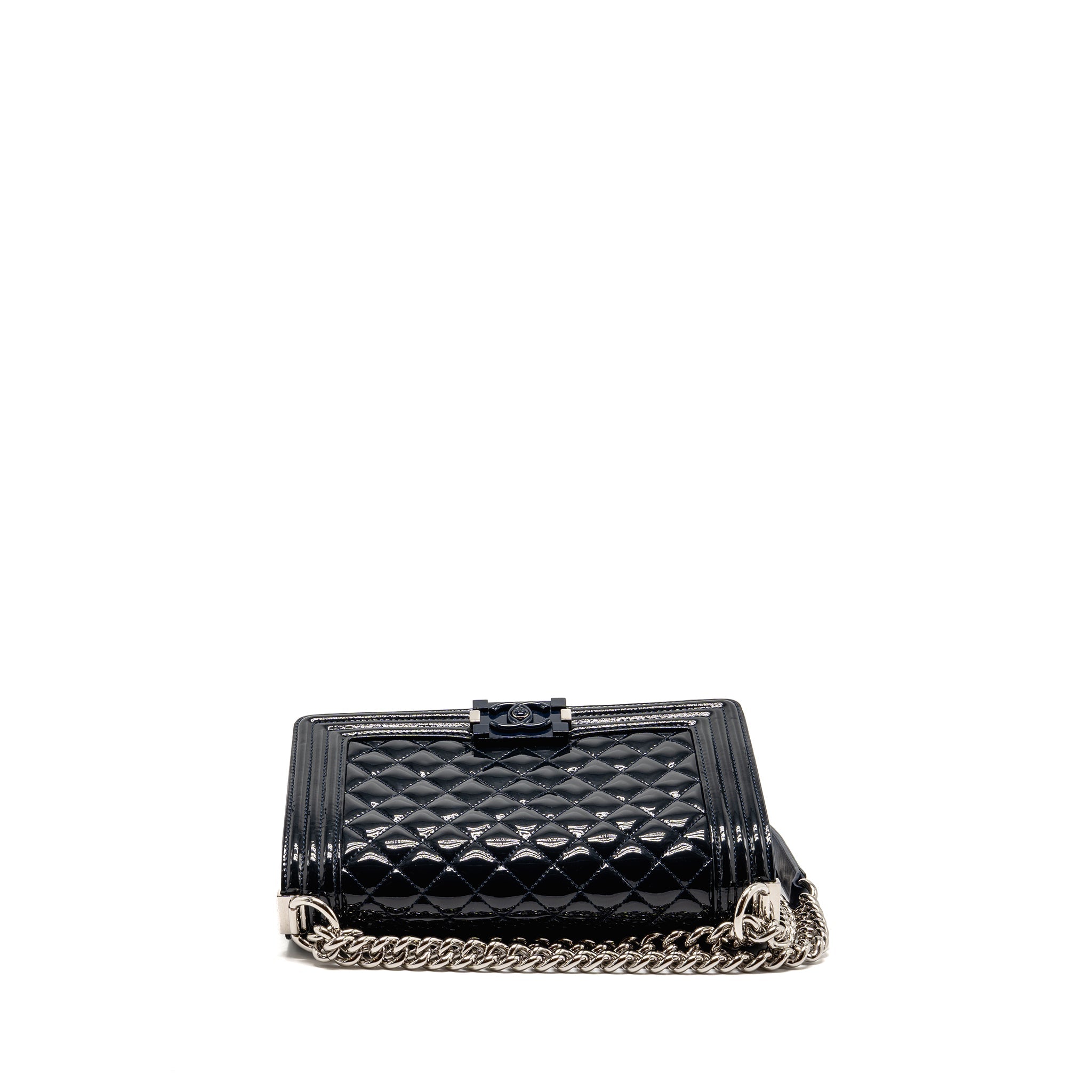 chanel-medium-boy-bag-patent-navy-shw-1
