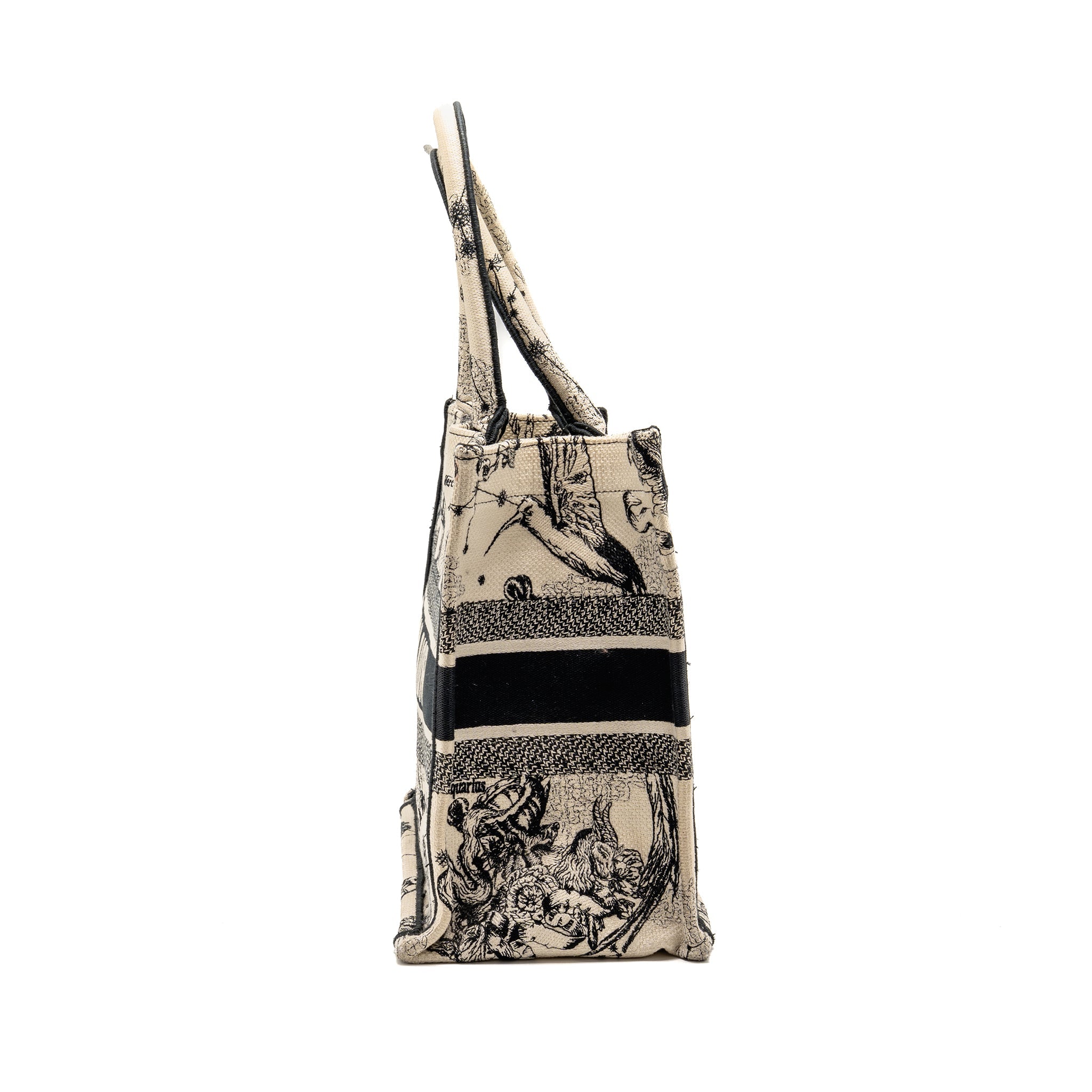 dior-medium-book-tote-toile-de-jouy-embroidery-canvas-navy