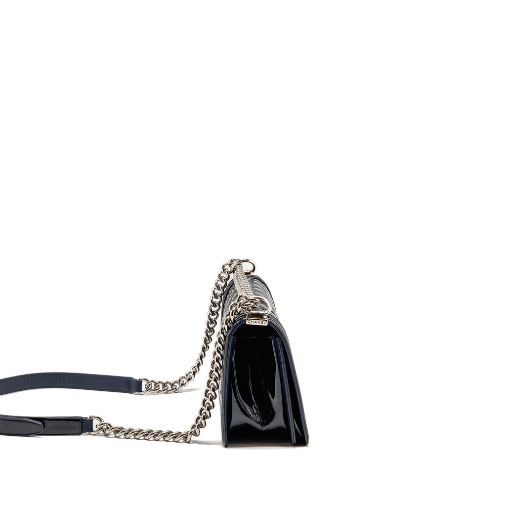chanel-medium-boy-bag-patent-navy-shw-1