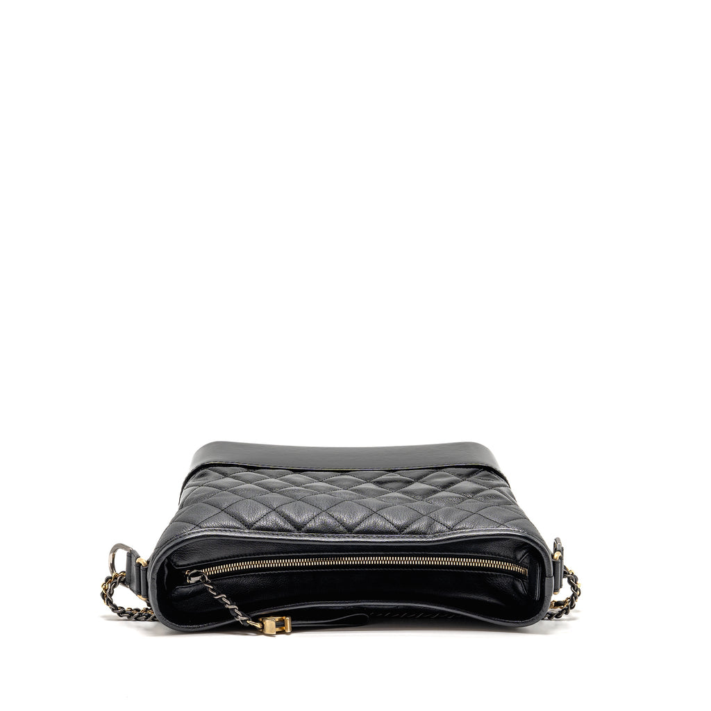 chanel-large-gabrielle-hobo-bag-calfskin-patent-black-multicolour-hardware