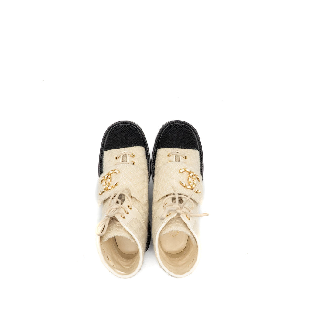 chanel-size-36-5-22k-lace-ups-wool-tweed-fabric-ivory-black-ghw