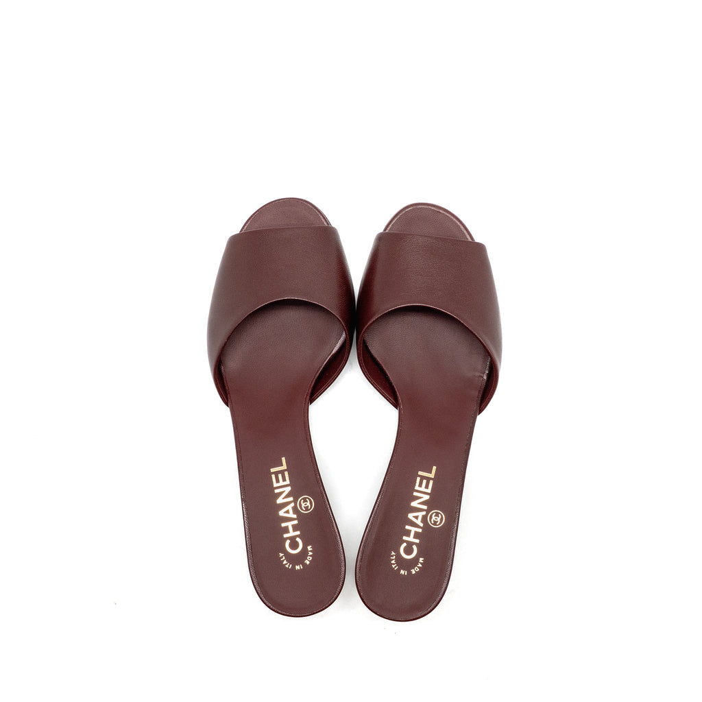 chanel-size-39-mule-sandals-with-pearl-heels-lambskin-burgundy