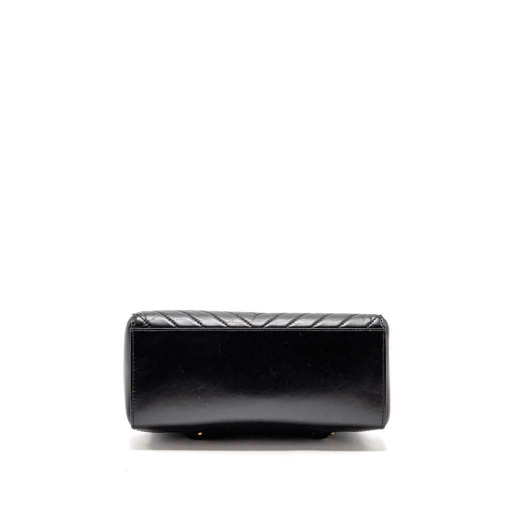 chanel-chevron-frame-quilted-backpack-aged-calfskin-black-ghw