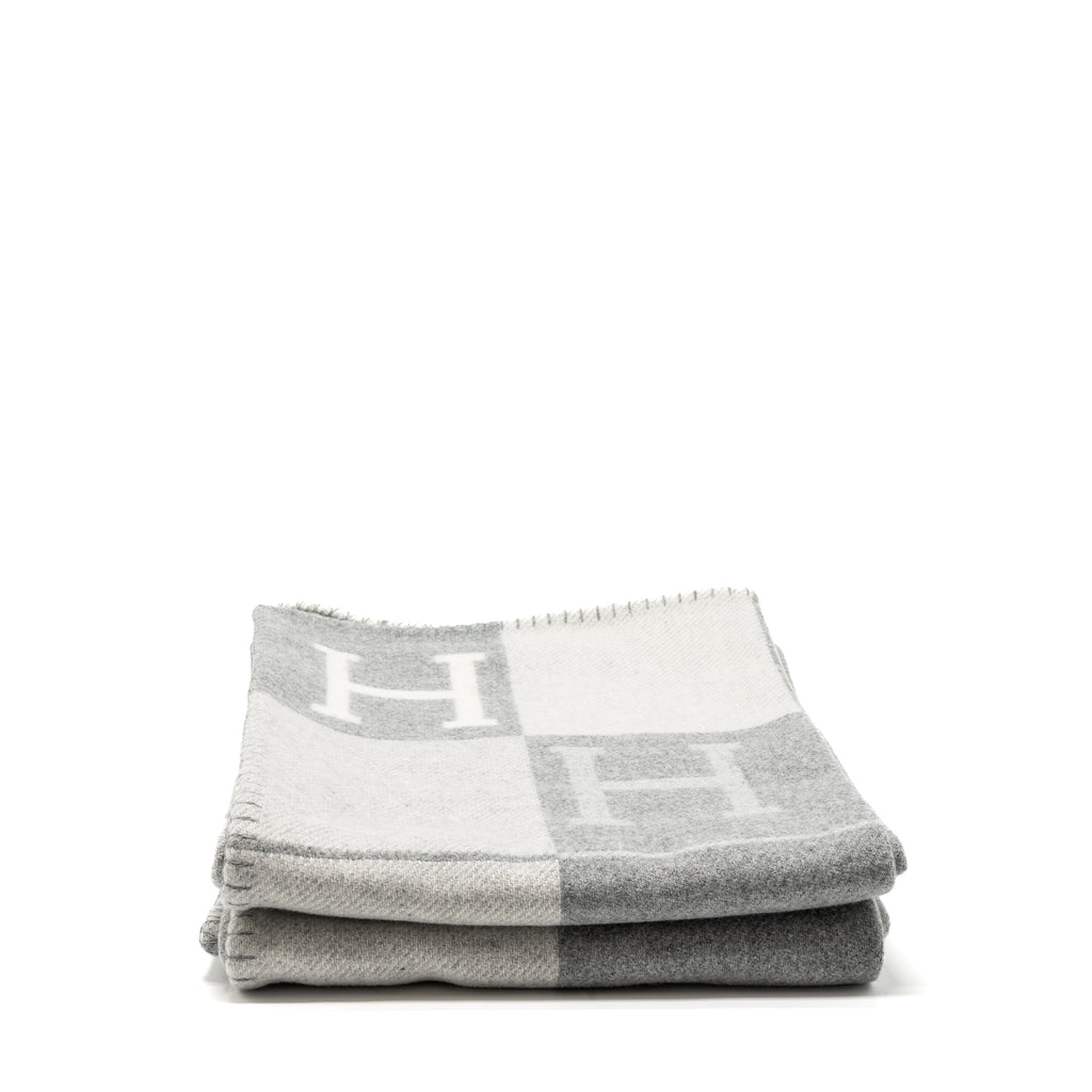 hermes-avalon-throw-blanket-gris-clair-5