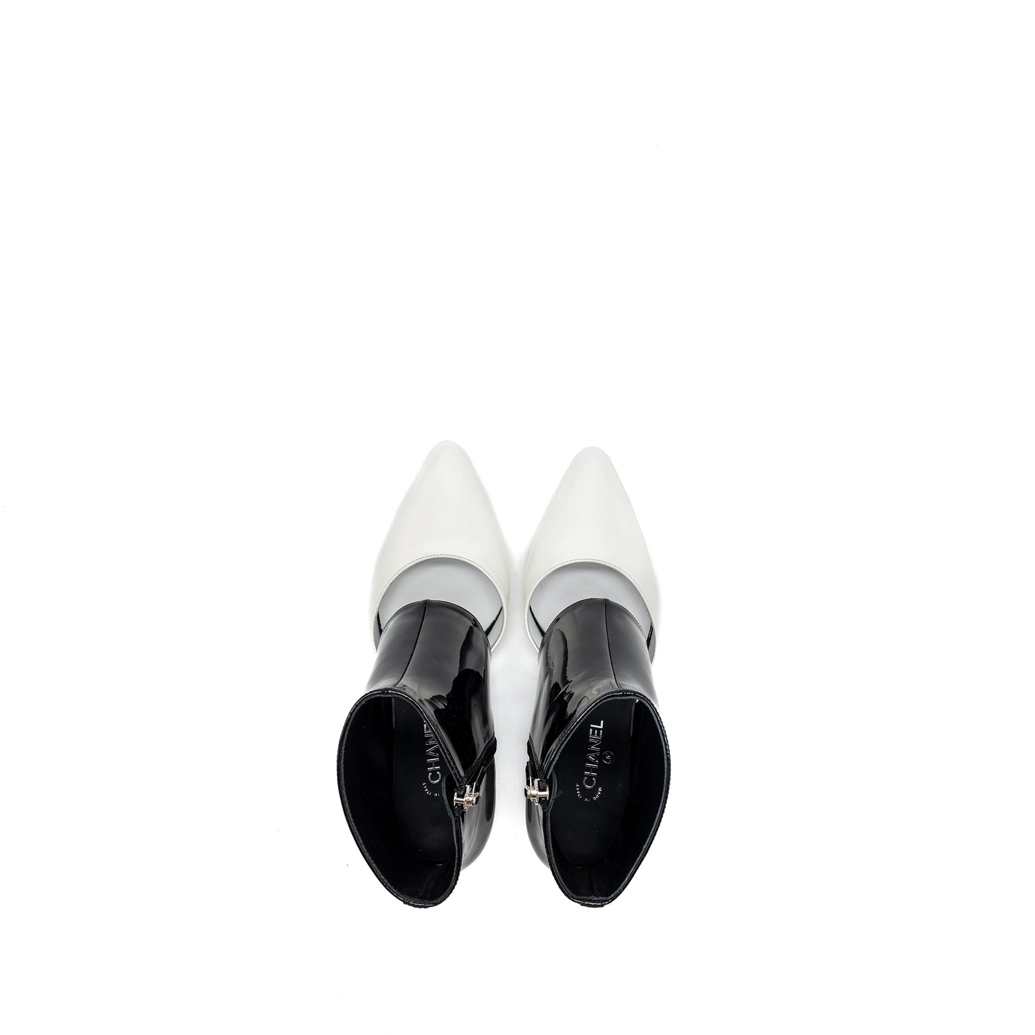 chanel-size-36-ankle-boots-patent-leather-black-white