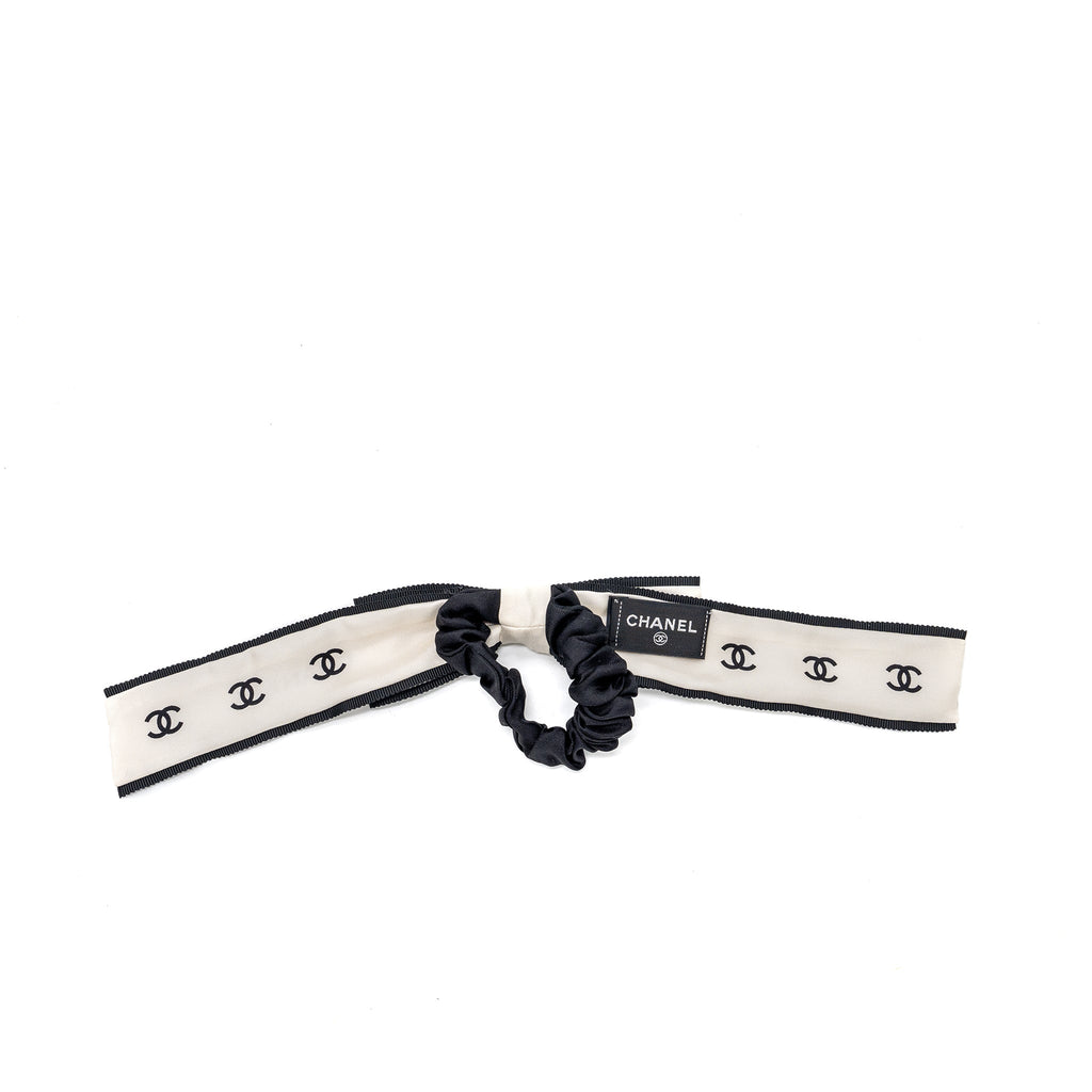 chanel-hair-tie-silk-twill-lack-ecru