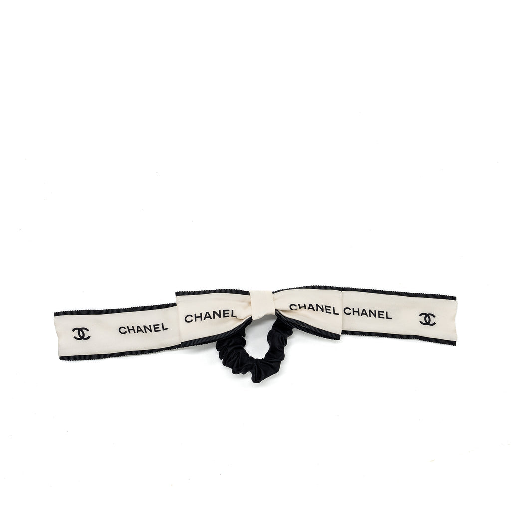 chanel-hair-tie-silk-twill-lack-ecru