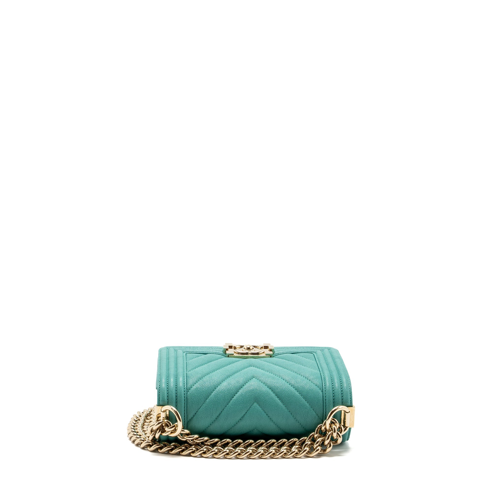 chanel-chevron-small-boy-bag-caviar-light-green-lghw