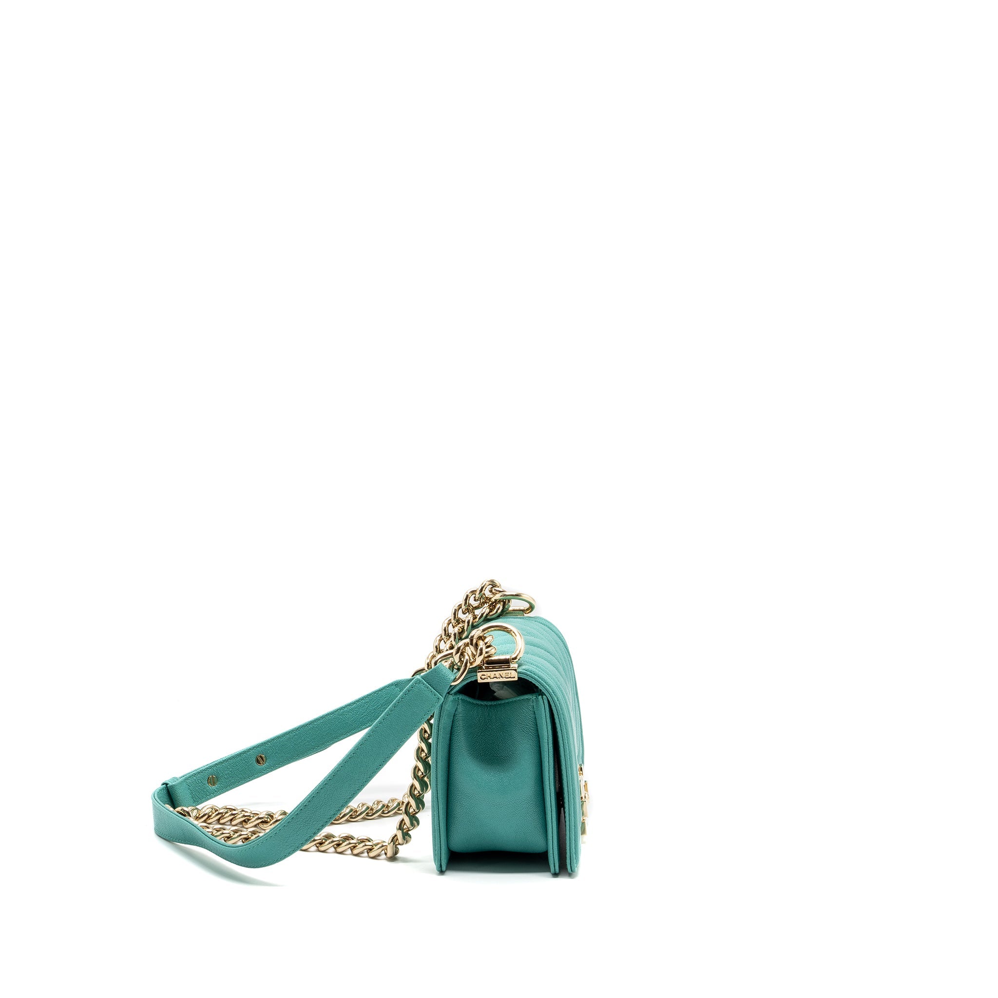 chanel-chevron-small-boy-bag-caviar-light-green-lghw