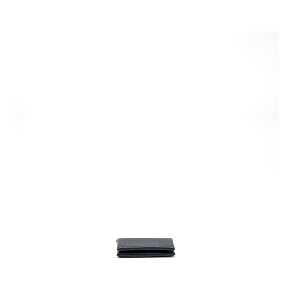 hermes-calvi-cardholder-evercolor-blue-nuit-shw-stamp-u
