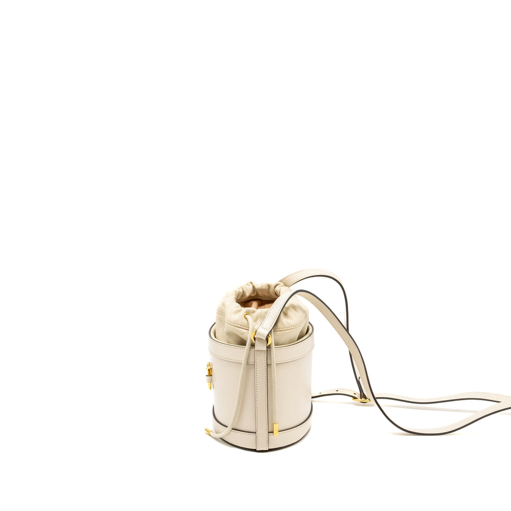 gucci-1955-horsebit-bucket-tote-bag-calfskin-white-ghw