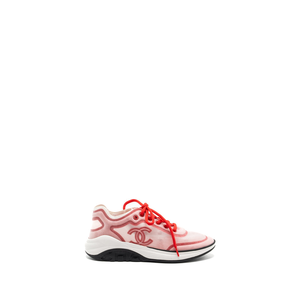chanel-size-37-cc-logo-sneakers-red-white-black
