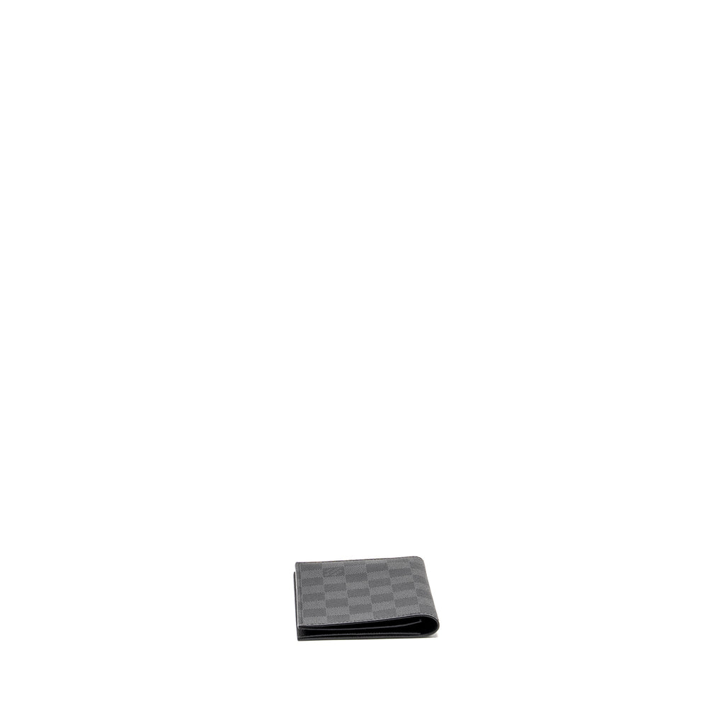 louis-vuitton-passport-cover-damier-graphite-canvas-black-1