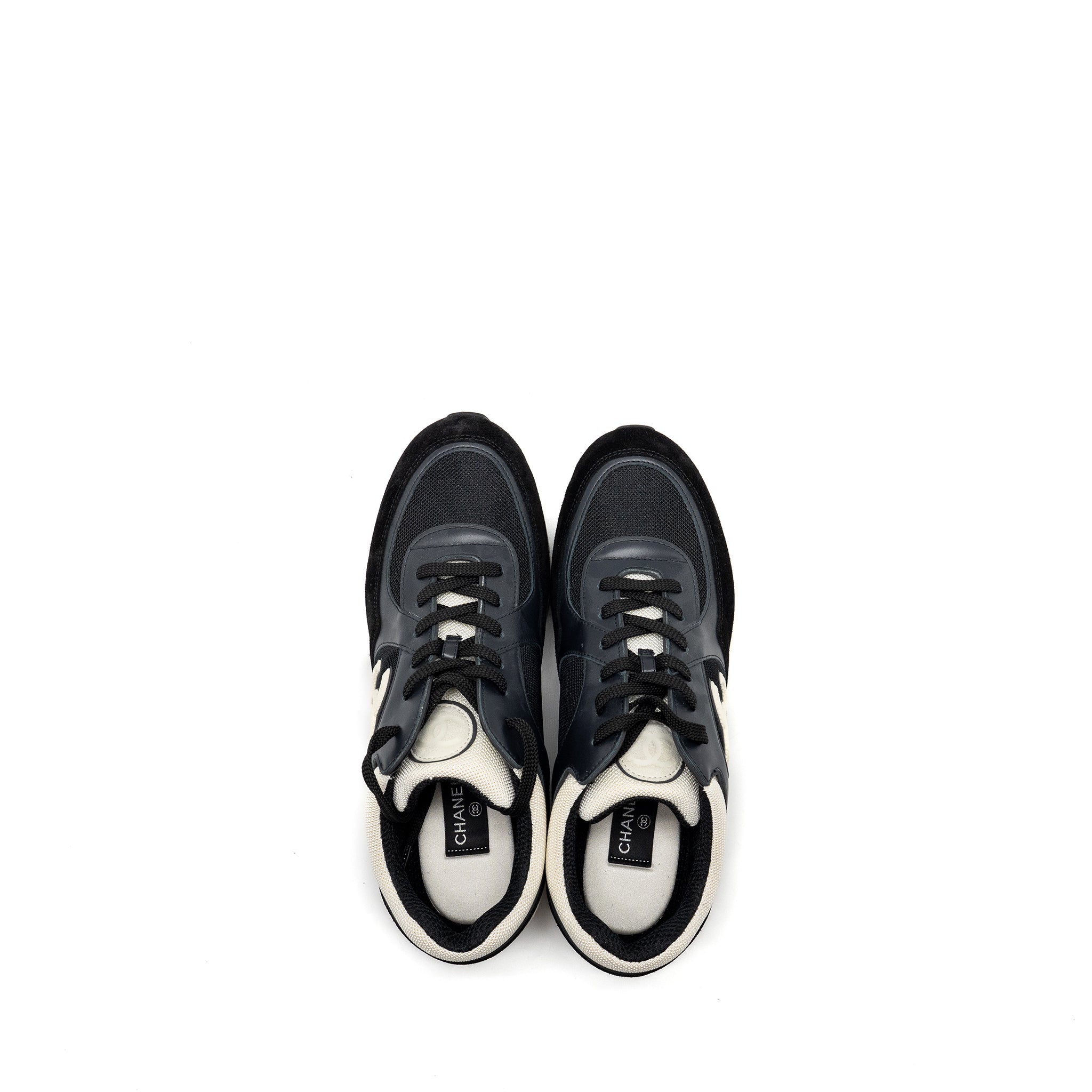 chanel-size-44-cc-logo-sneaker-suede-leather-black-white