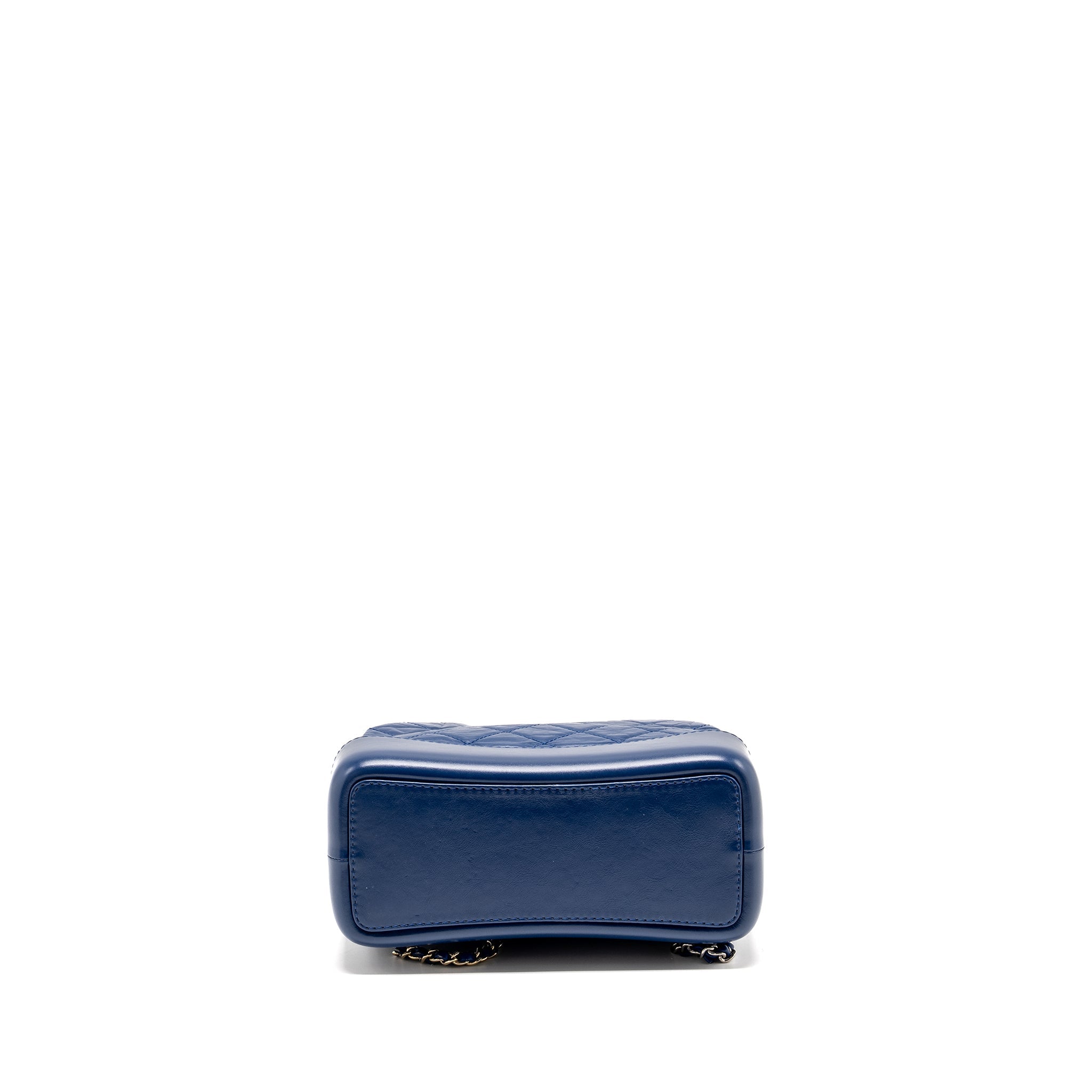 chanel-gabrielle-backpack-aged-calfskin-blue-multicolour-hardware-1