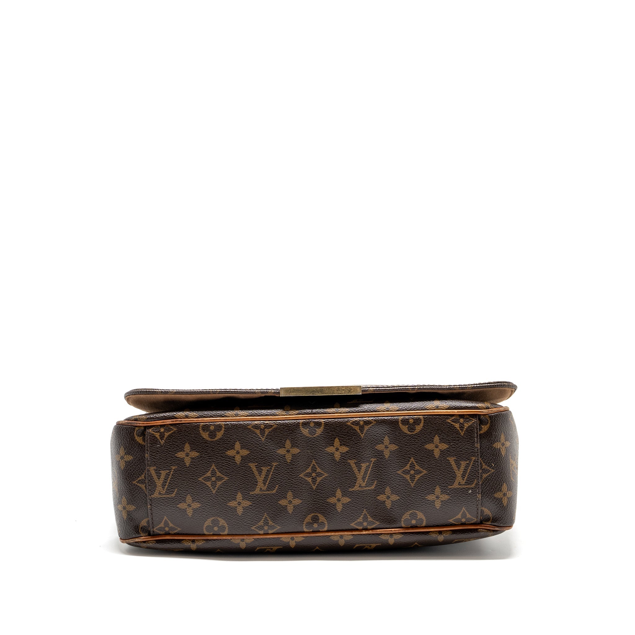louis-vuitton-men-s-messenger-bag-monogram-ghw