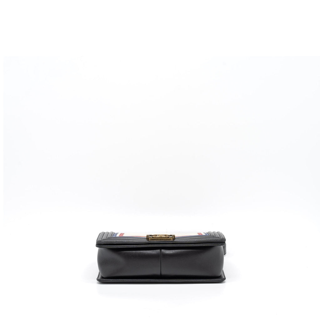 chanel-medium-boy-bag-lambskin-multicolour-ruthenium-multicolour-hardware