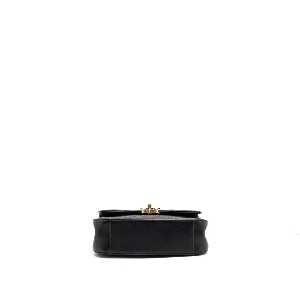 chanel-top-handle-flap-bag-detailed-logo-goatskin-black-ghw