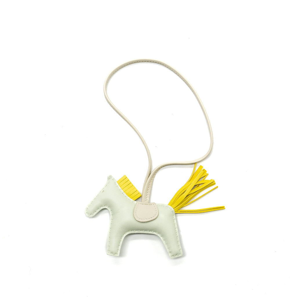hermes-rodeo-pm-bag-charm-vert-fizz-lime-craie-stamp-b