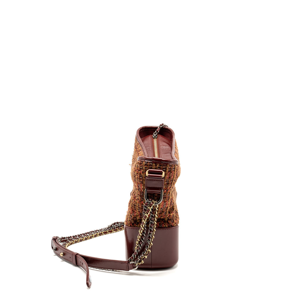chanel-large-gabrielle-hobo-bag-tweed-calfskin-red-multicolour-multicolour-hardware