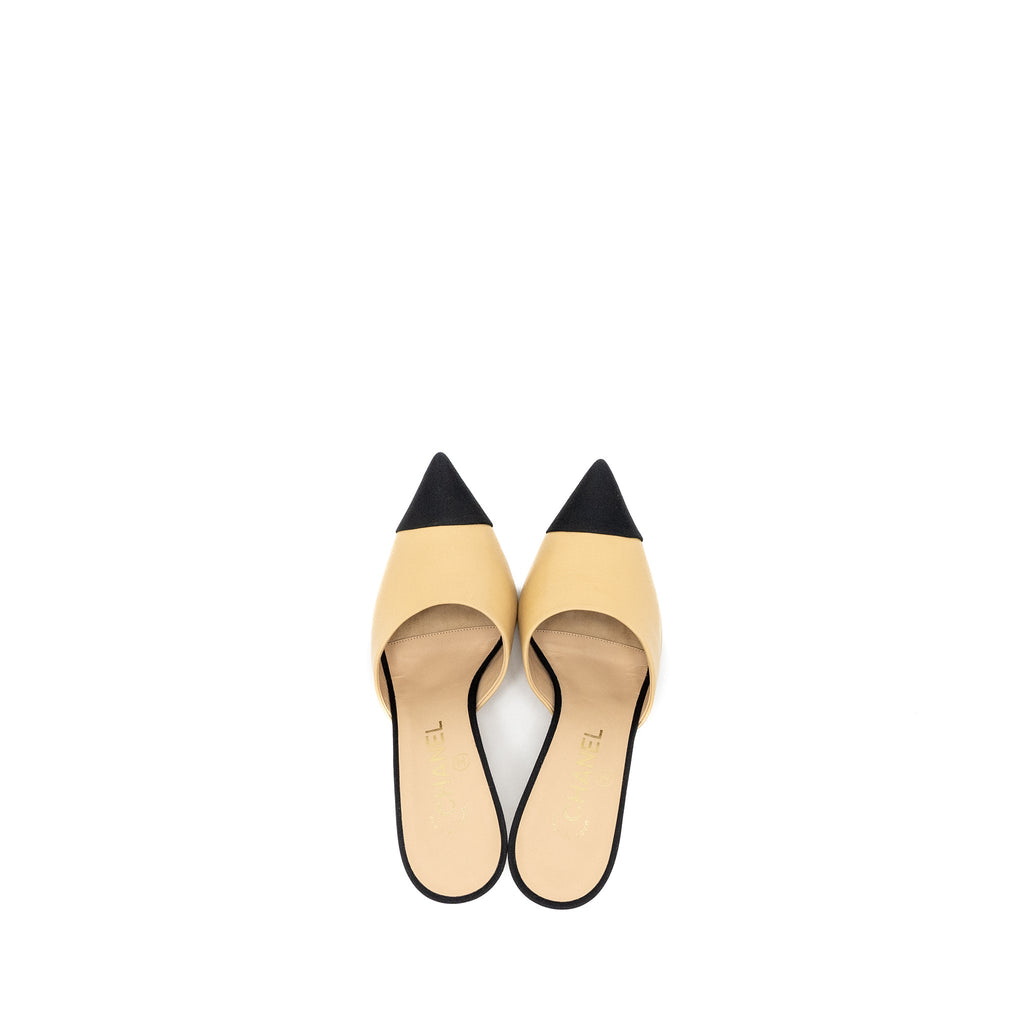 chanel-size-36-5-pearl-heel-mule-leather-beige-blac