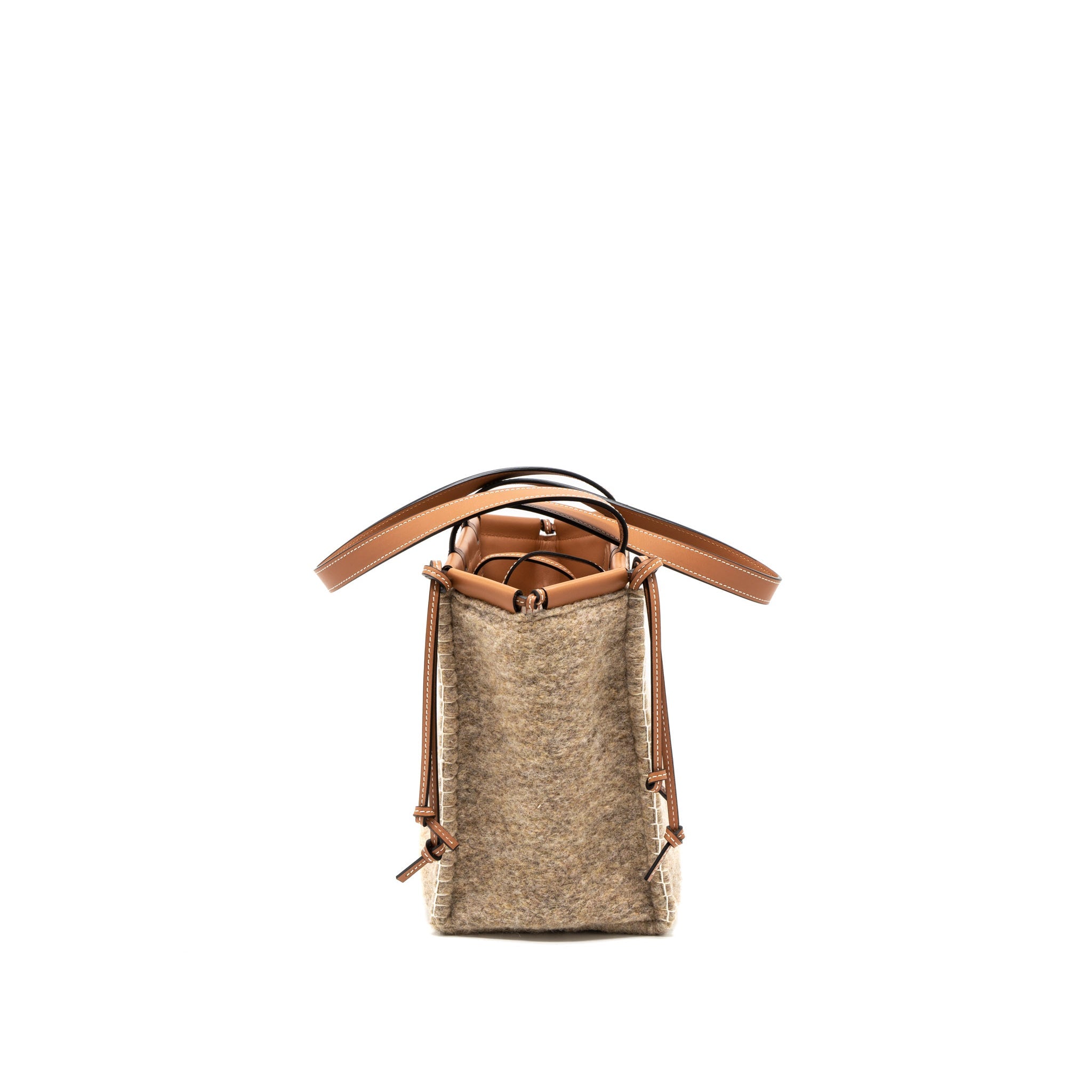 loewe-cushion-tote-bag-felt-leather-camel