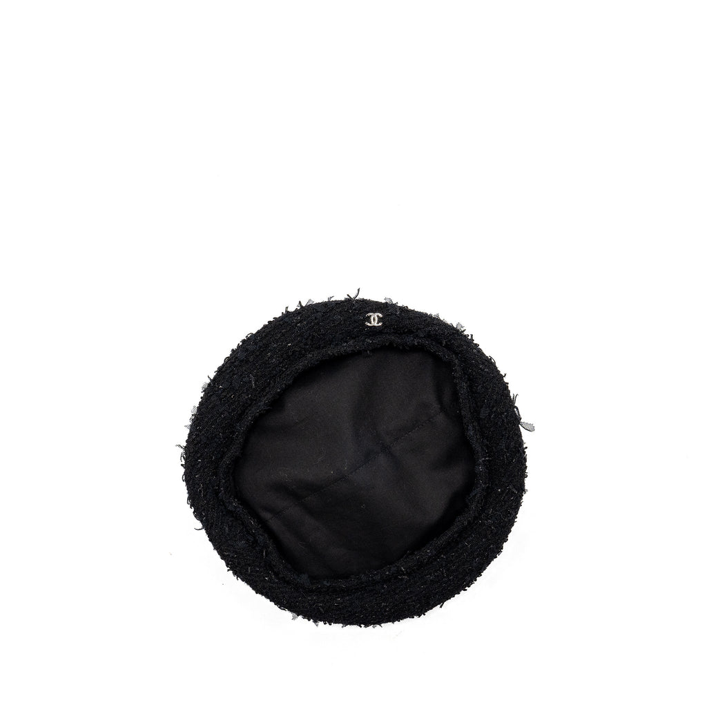 chanel-size-m-cc-logo-beret-polyamide-wool-black-shw