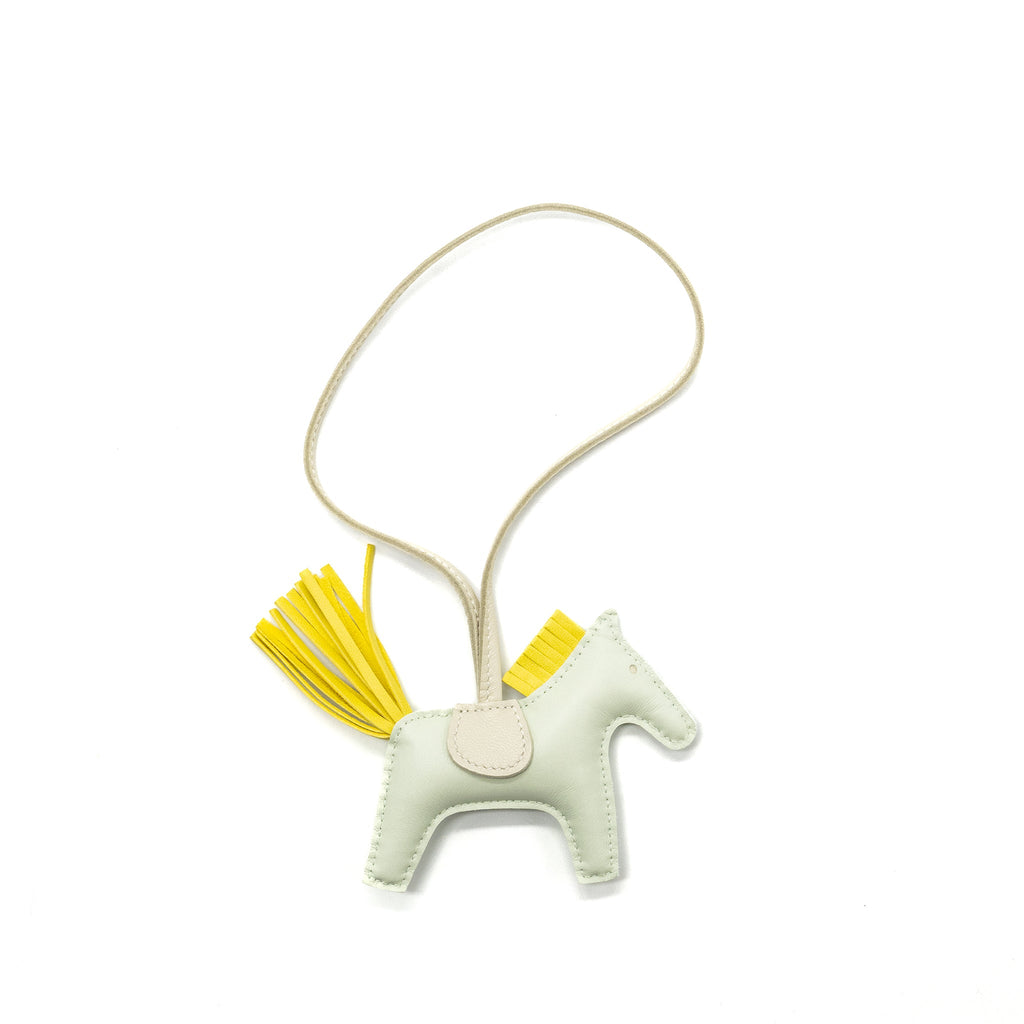 hermes-rodeo-pm-bag-charm-vert-fizz-lime-craie-stamp-b