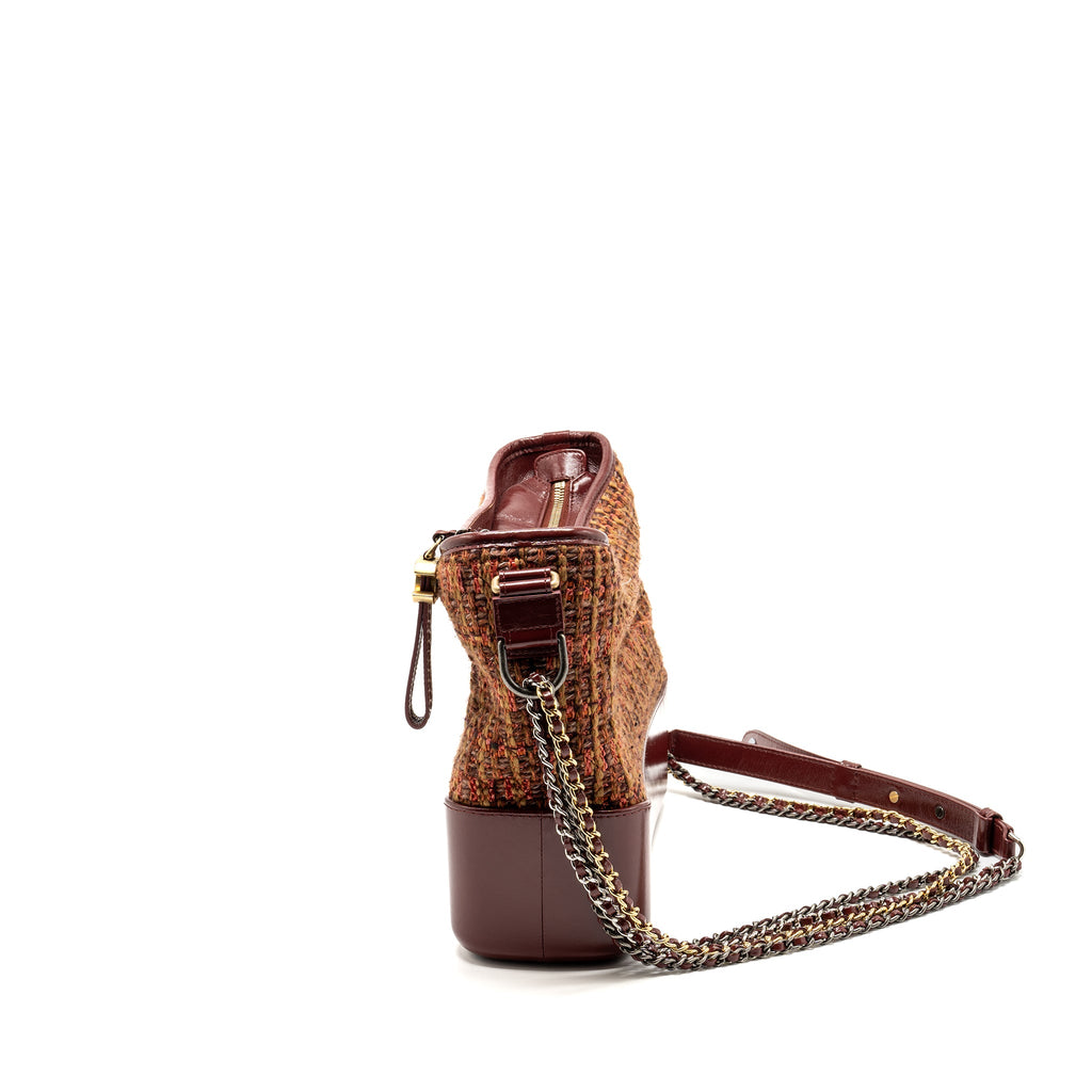 chanel-large-gabrielle-hobo-bag-tweed-calfskin-red-multicolour-multicolour-hardware