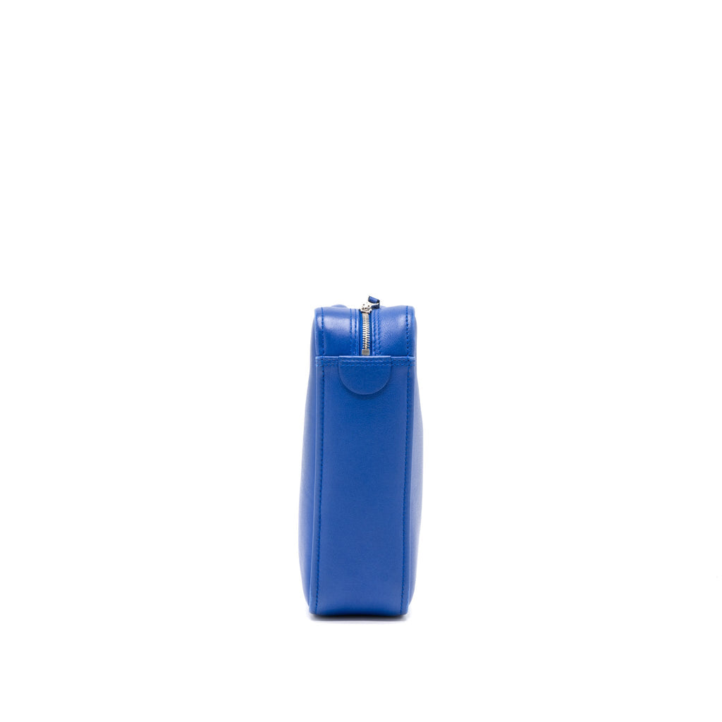 balenciaga-triangle-duffle-bag-calfskin-blue-shw