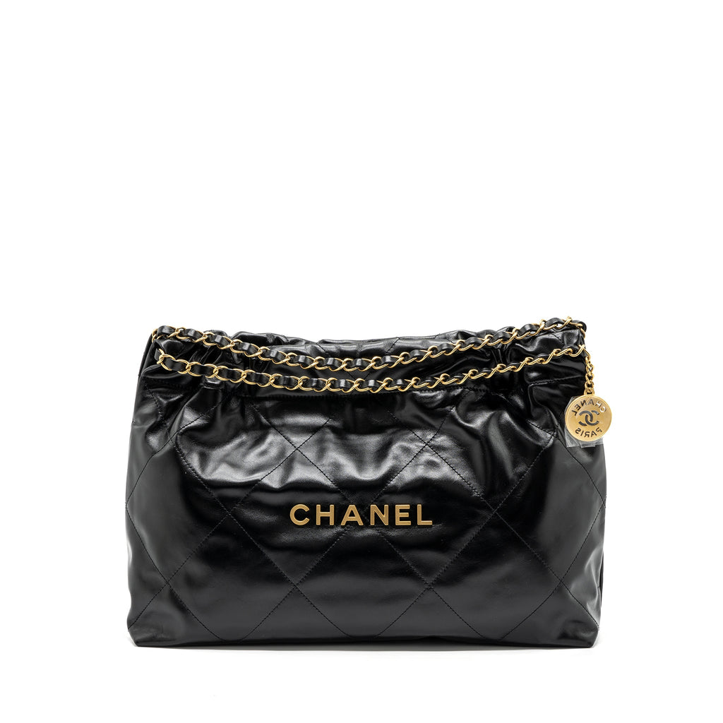 chanel-24c-22-bag-lambskin-black-ghw-microchip