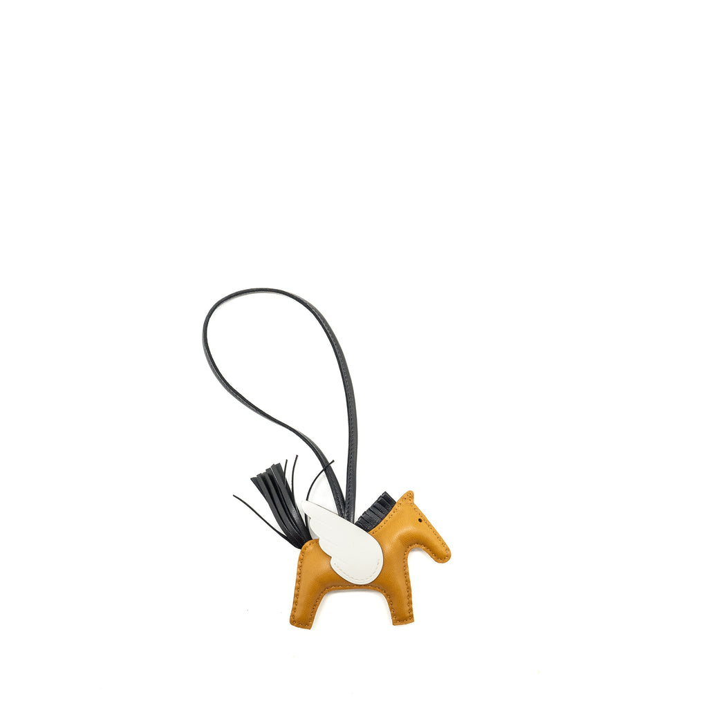 hermes-rodeo-pegase-pm-bag-charm-sesame-noir-blanc-stamp-u-1