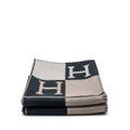 hermes-avalon-throw-blanket-ecru-noir-1