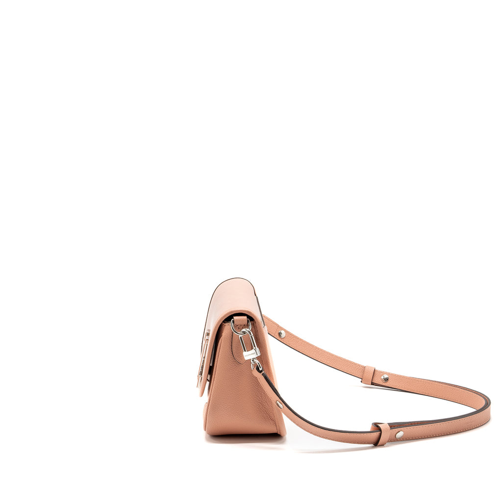 louis-vuitton-buci-epi-rose-trianon-shw