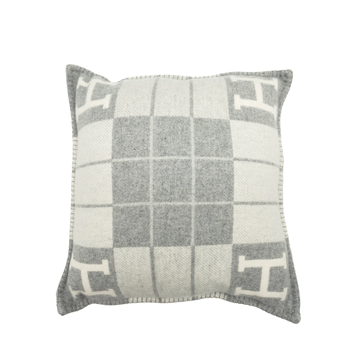 hermes-avalon-iii-pillow-ecru-gris-clair