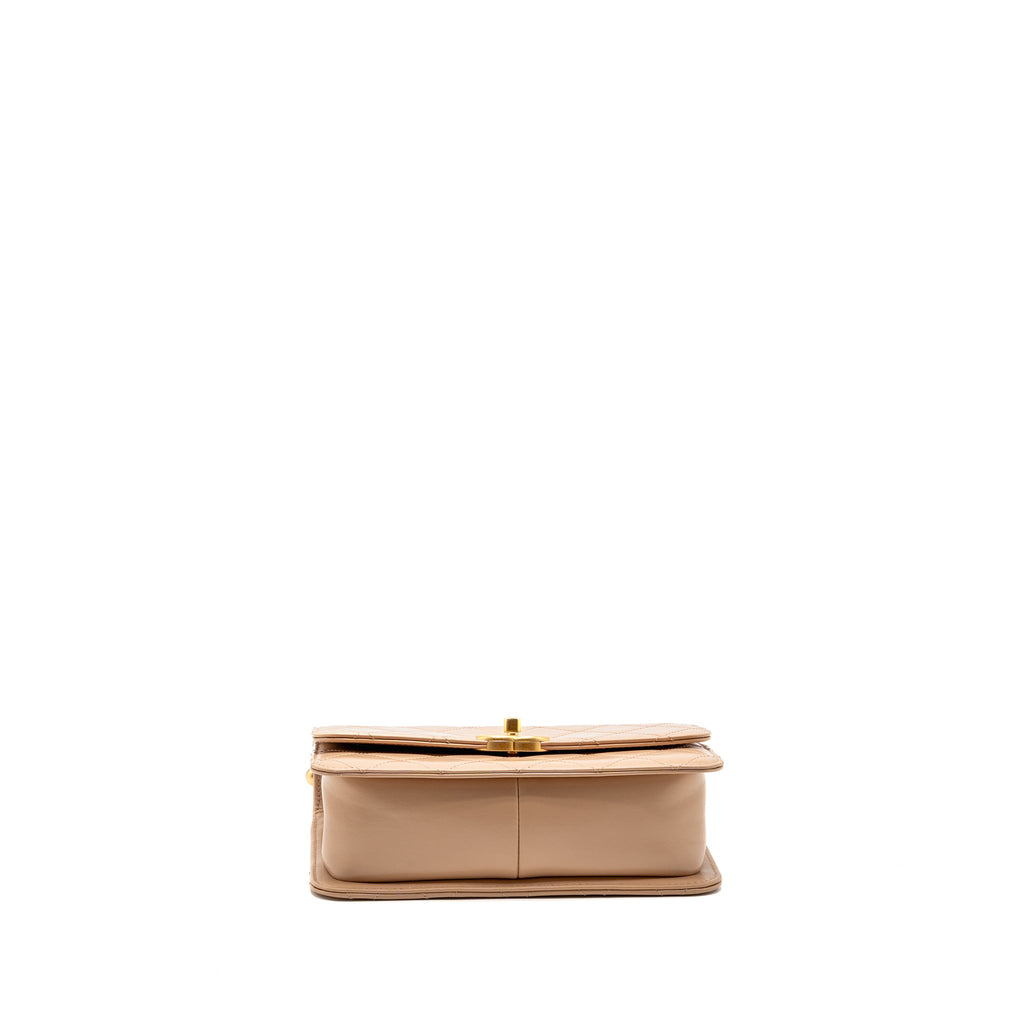 chanel-gold-crush-flap-bag-calfskin-beige-ghw-microchip-copy