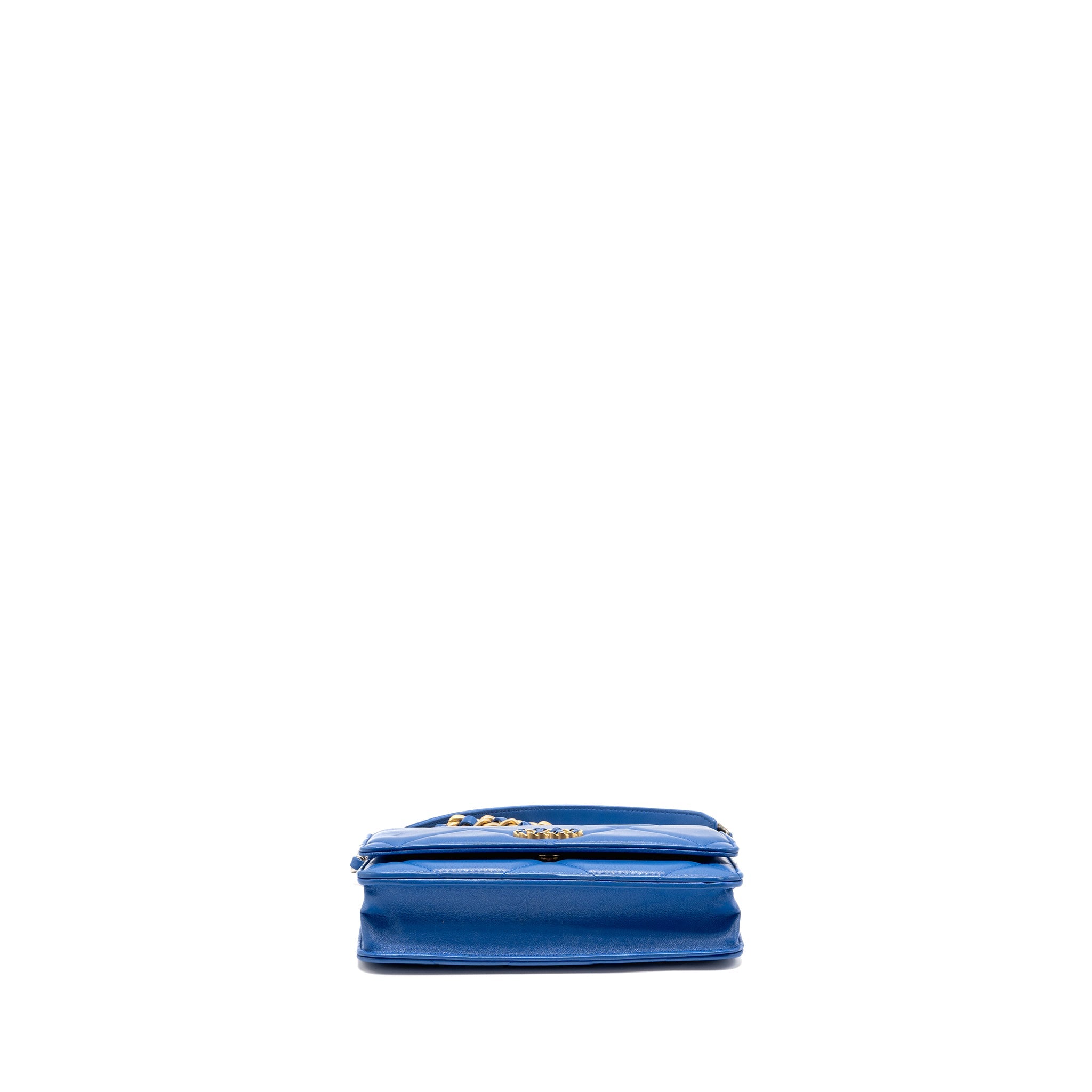 chanel-19-wallet-on-chain-lambskin-blue-multicolour-hardware